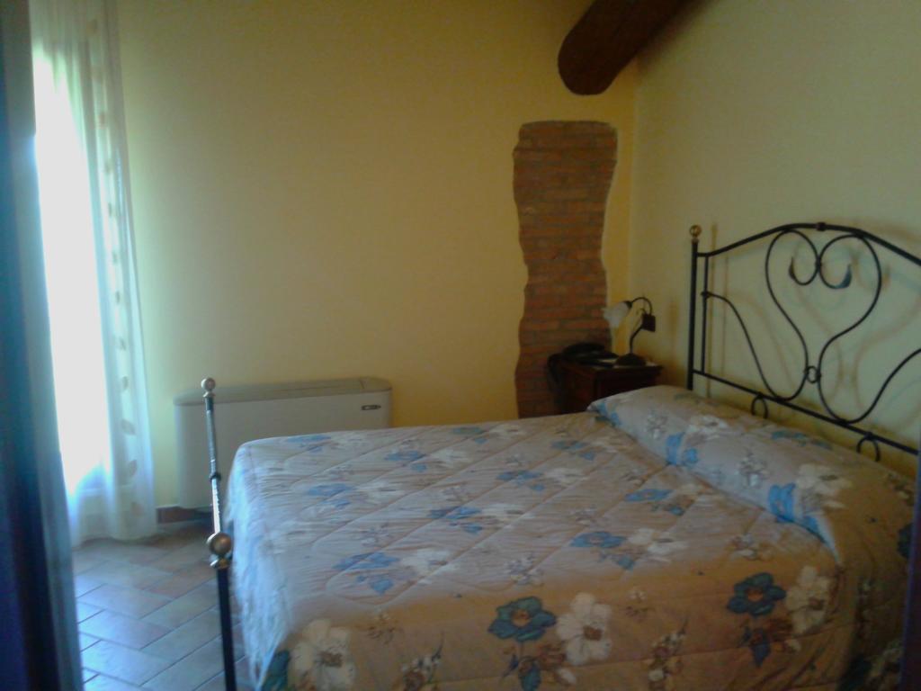 Agriturismo La Sapienza Monestirolo Zimmer foto